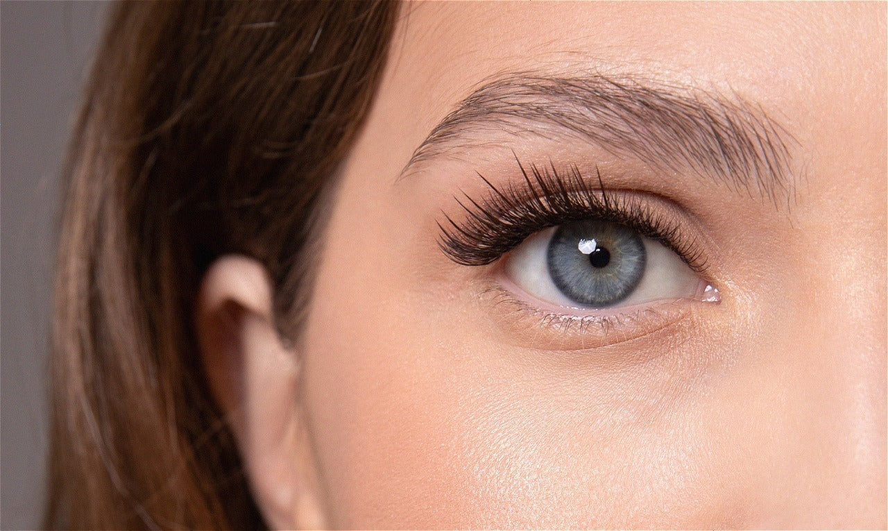 Mónaco color marrón Chocolate pestañas cajas MIX de Lovely - Lash Shop Canarias Extensiones de Pestañas 0.07 / B / 5-8mm