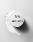 THE PASTE es una pasta para hacer el controno de las cejas.