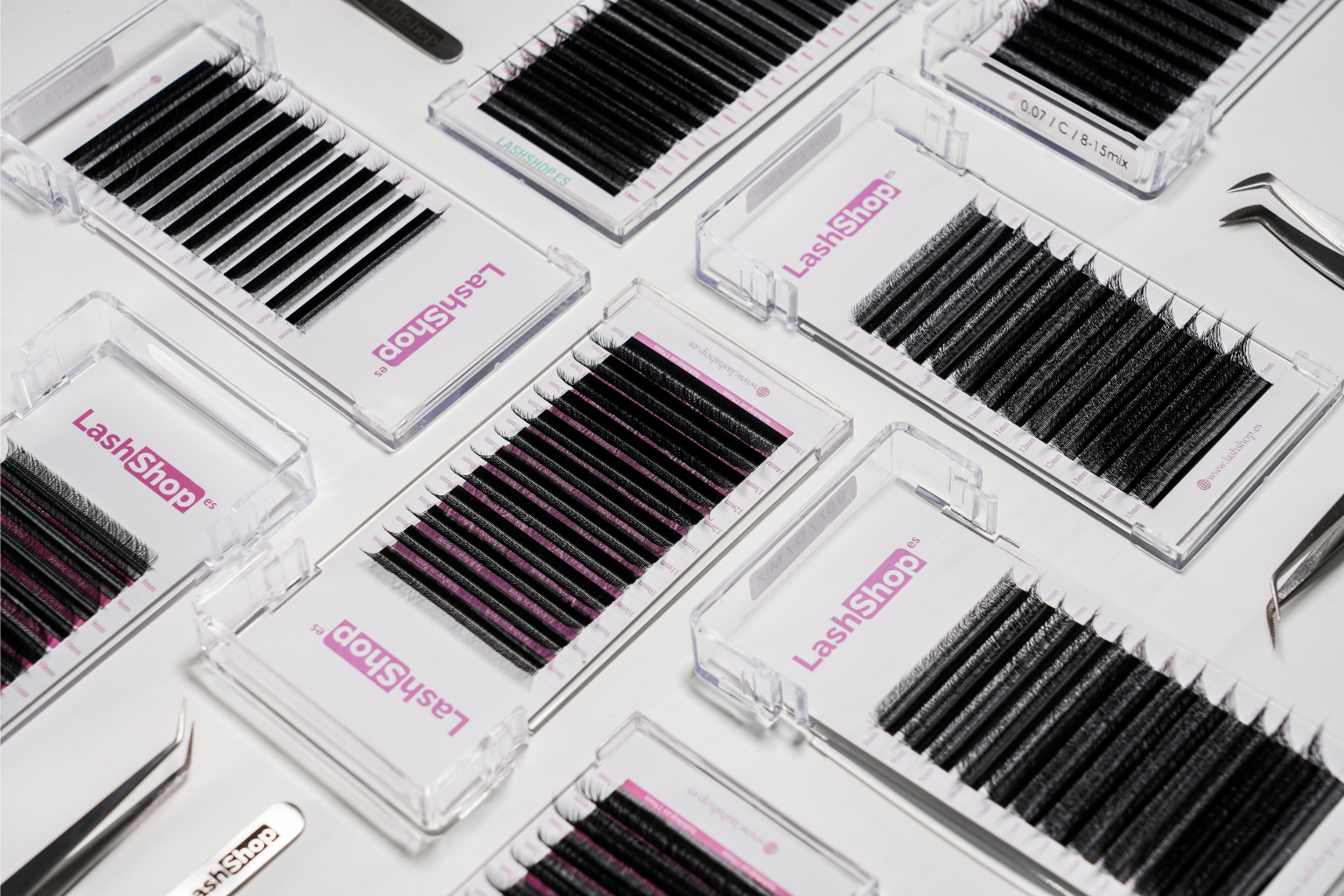 ¿Qué son las fibras tecnológicas? Ventajas para las Lashistas