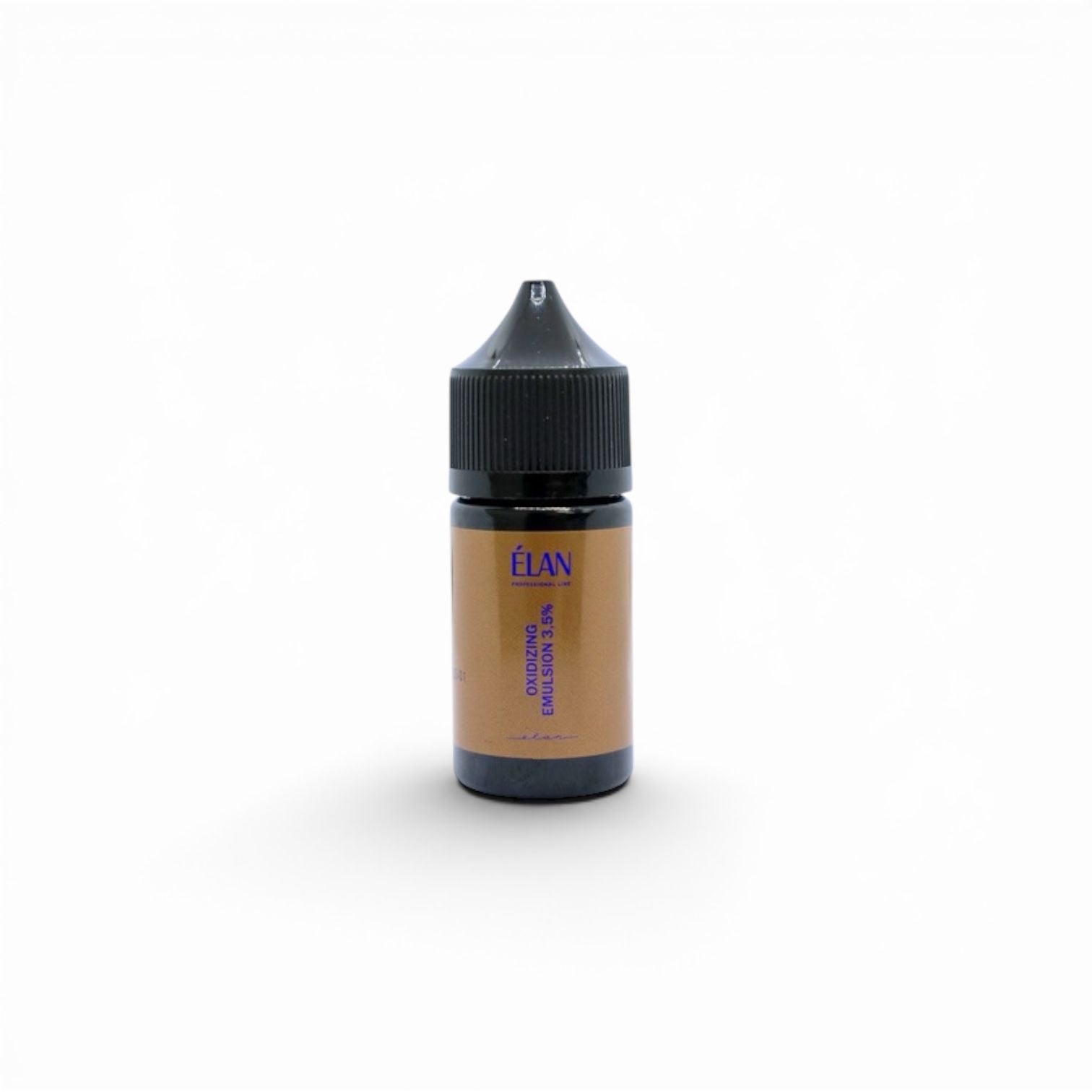 Emulsión Oxidante 3,5% de ÉLAN está diseñado para el tinte o decoloración de cejas.