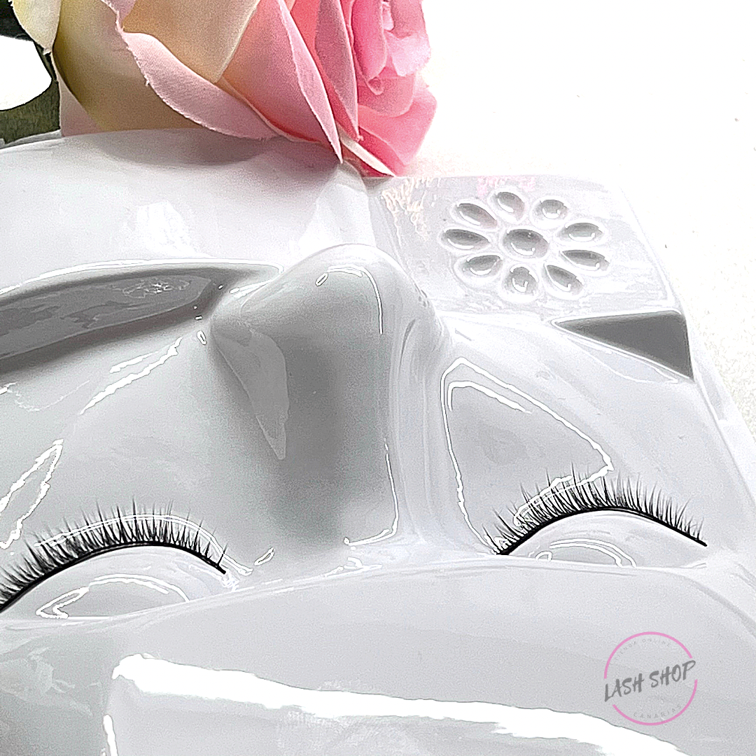CARA PRACTICA / carita para practicar extensiones/ laminación de pestañas - Lash Shop Canarias Eyelash practice trays Blanca